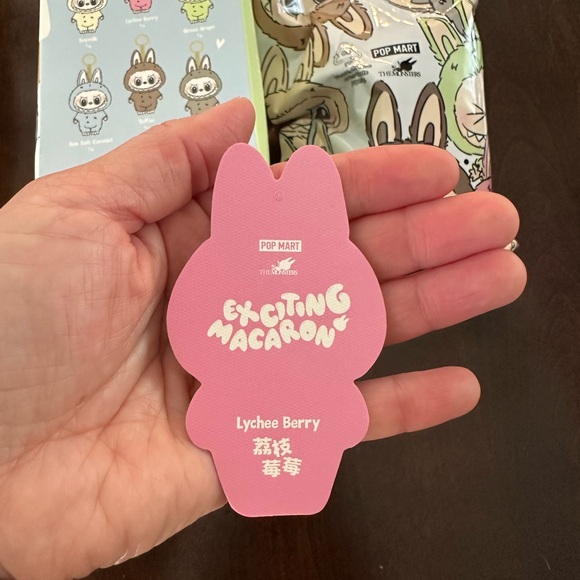 Labubu - Exciting Macaron - Picture 4 of 5